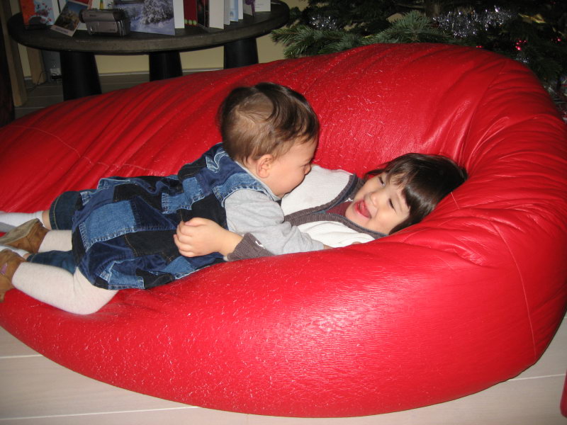  Leo & Lucy